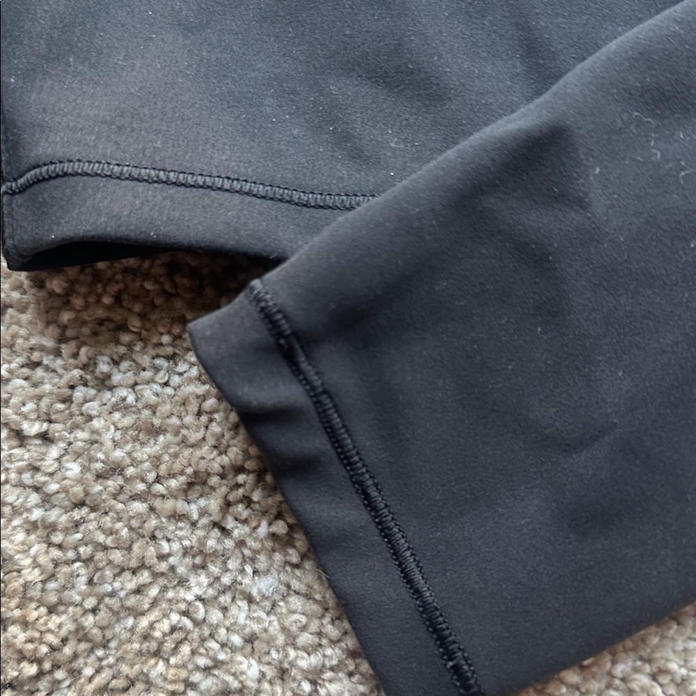 Lululemon Wundertrain Long Sleeve Black Crop Top - Picture 7 of 11
